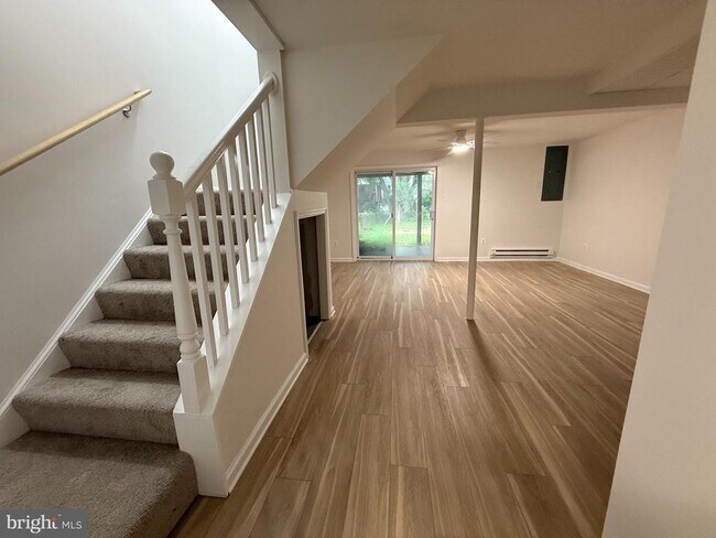 Building Photo - 7308 E Springbrook Ct