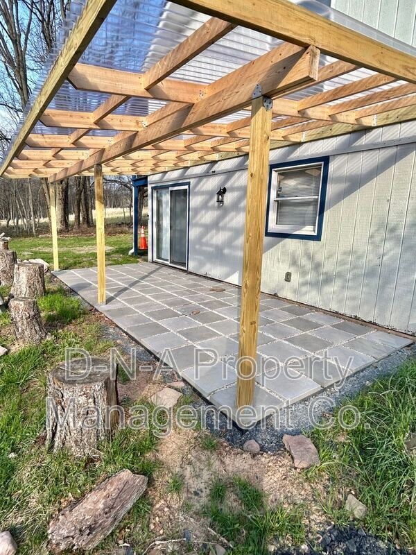 Building Photo - 1228 Allegheny Dr
