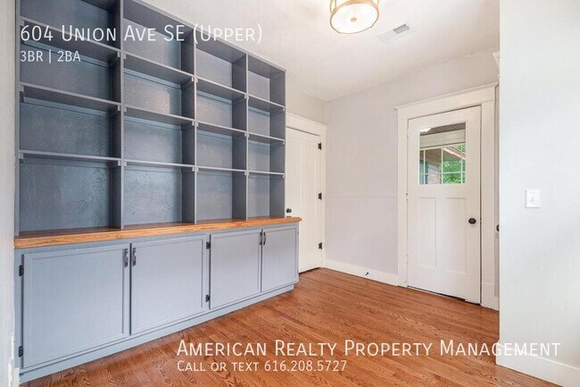 Building Photo - 604 Union Ave SE