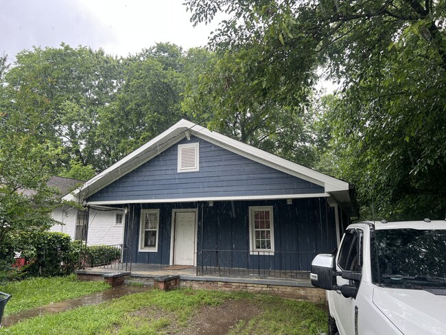 Building Photo - 1409 Bradt St