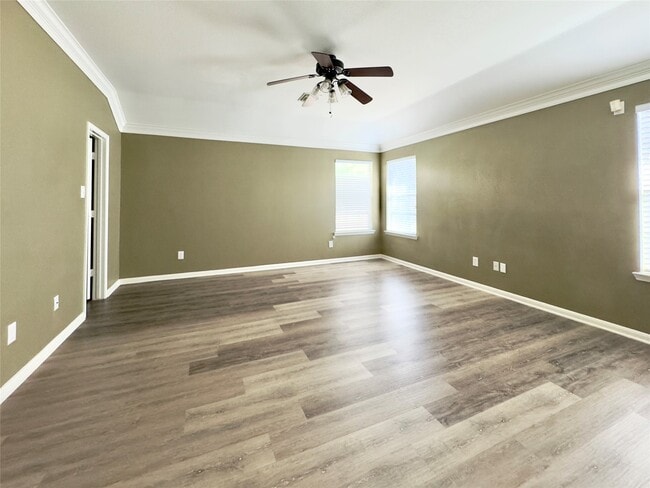 Building Photo - 1902 Winding Hollow Dr