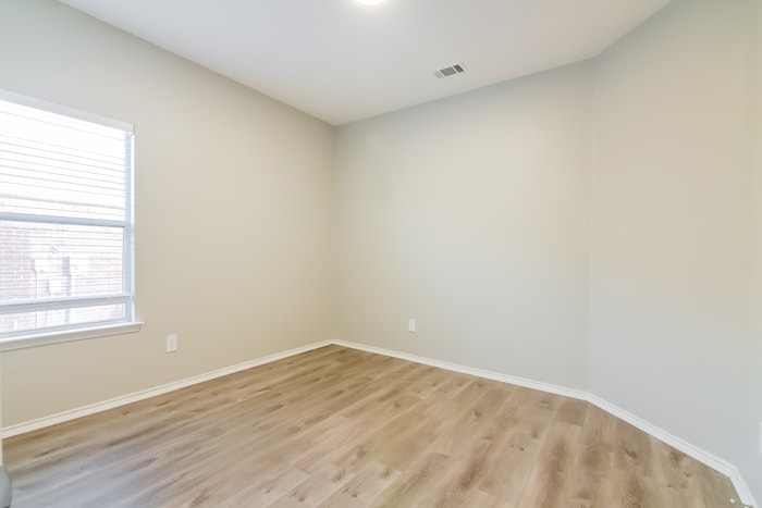 Building Photo - 1204 Juniper Ln