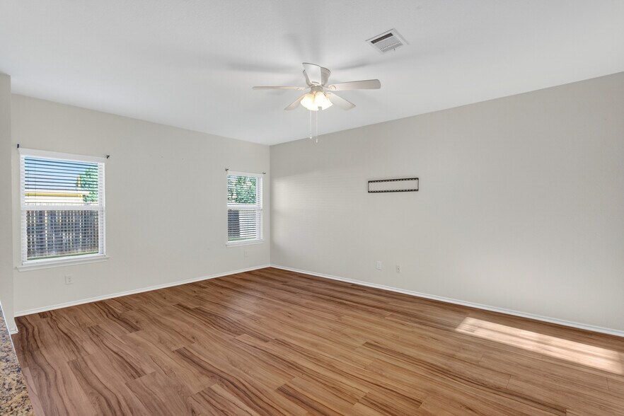 Building Photo - 1702 Wild Rye Cir