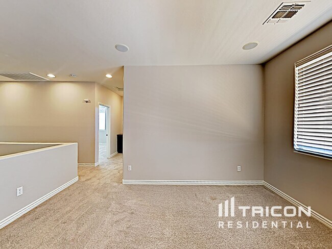 Building Photo - 37878 W Olivo St