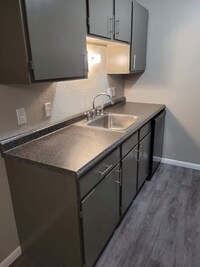 Building Photo - 505 N Main St