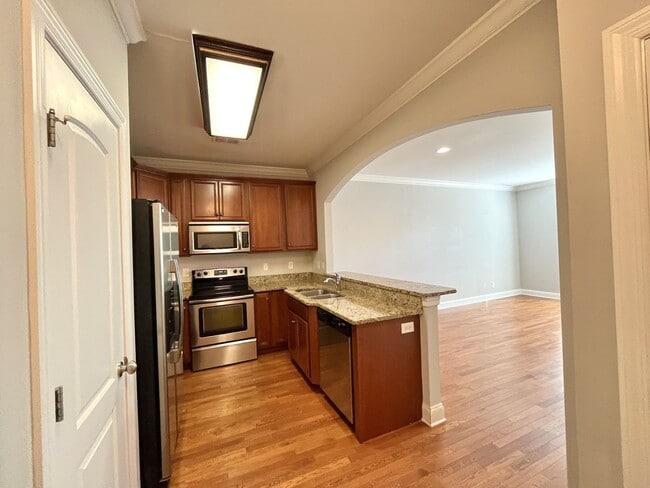 Building Photo - 5930 Obrien Ave