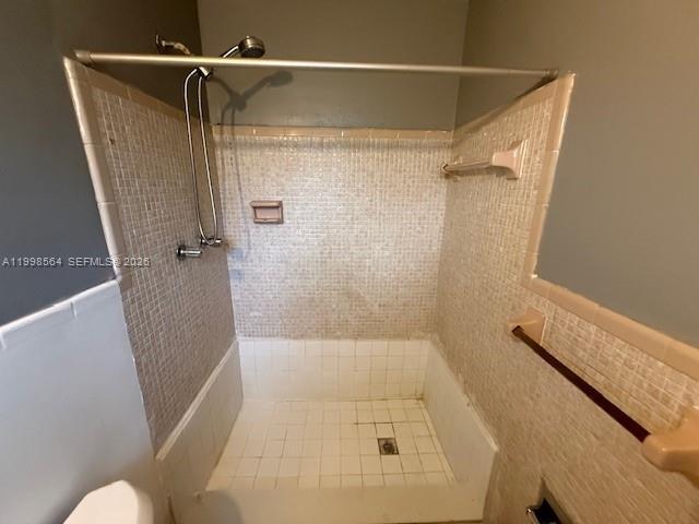 Building Photo - 4148 SW 24th St