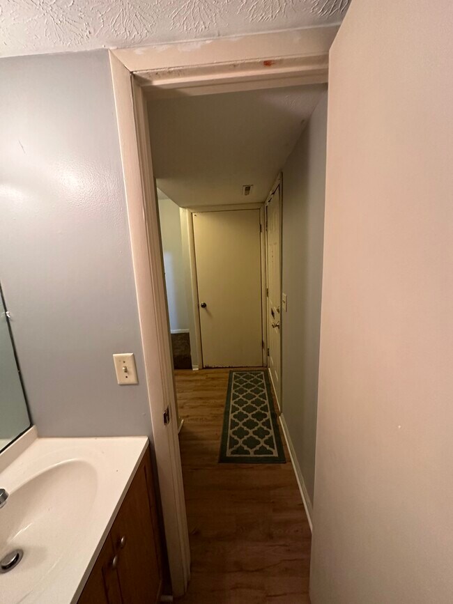 Building Photo - 6570 Santa Cruz Pl