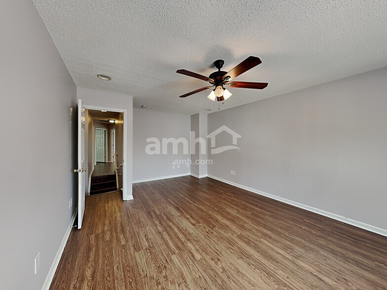 Building Photo - 1333 Harland St