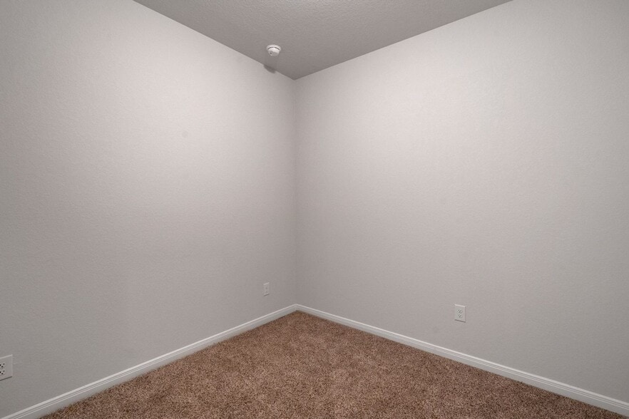 Building Photo - 3025 Charyn Wy