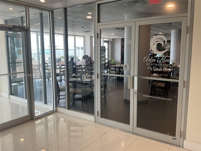 Building Photo - 5701 Collins Ave