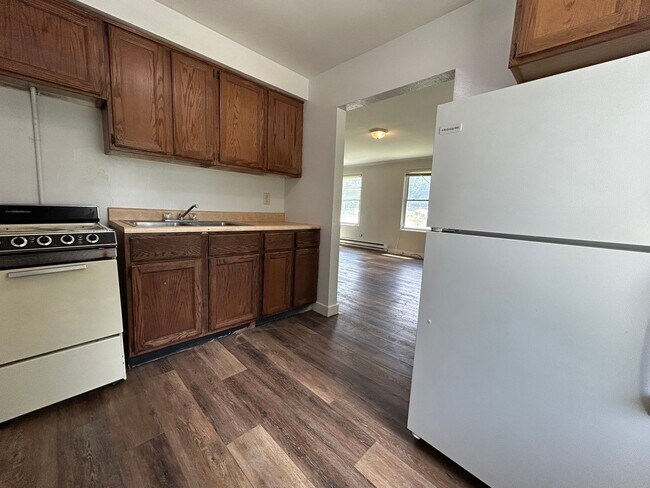 Building Photo - 2831-2839 Gull Rd - UNIT 2833