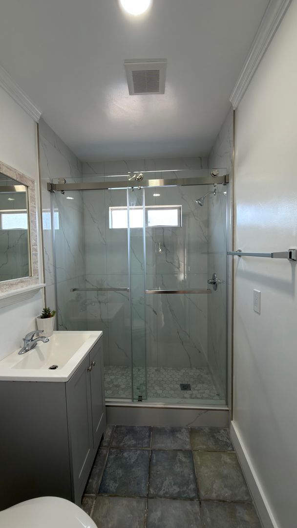 Building Photo - **BEAUTIFUL FOUR BED TWO BATH HOME IN DUARTE **