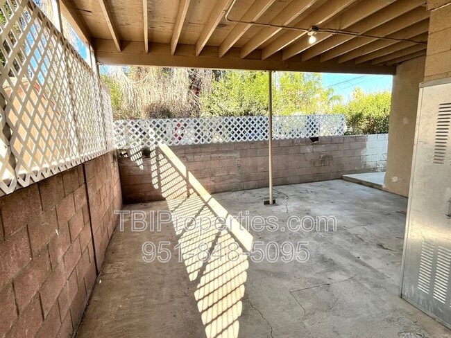 Building Photo - 4531 Park Ave