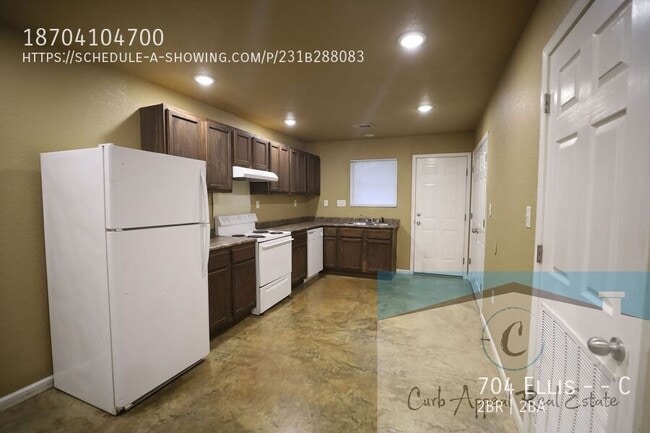 Building Photo - 704 Ellis Ave