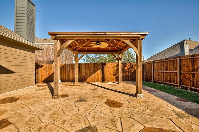 Building Photo - 10305 Hidden Haven Dr