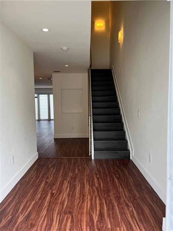 Building Photo - 6326 NW 105th Pl