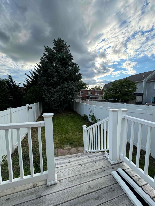 Building Photo - 424 S 25th St