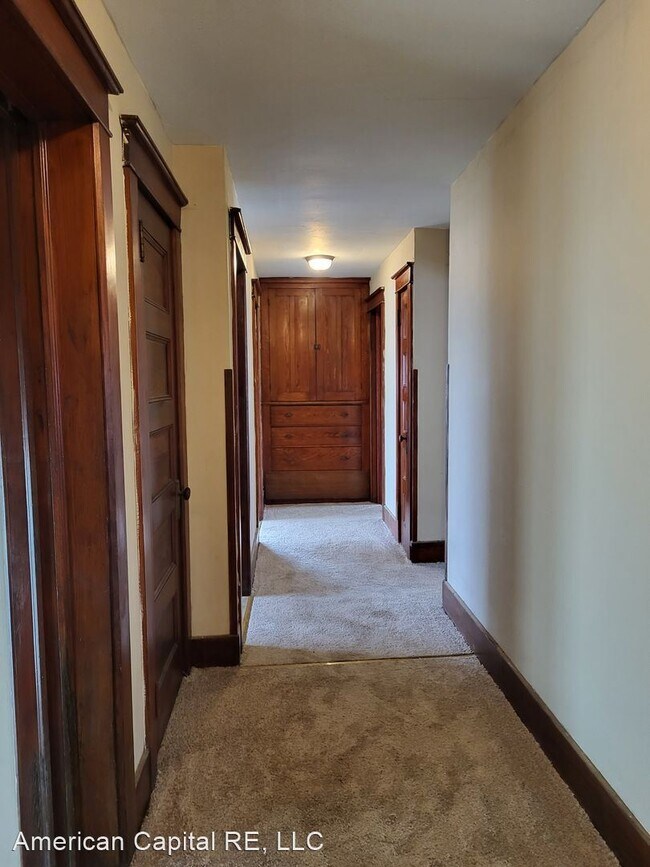 Building Photo - 5 br, 1.5 bath House - 647 Pennsylvania Ave