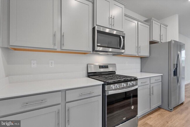 Building Photo - 16628 Green Glade Dr