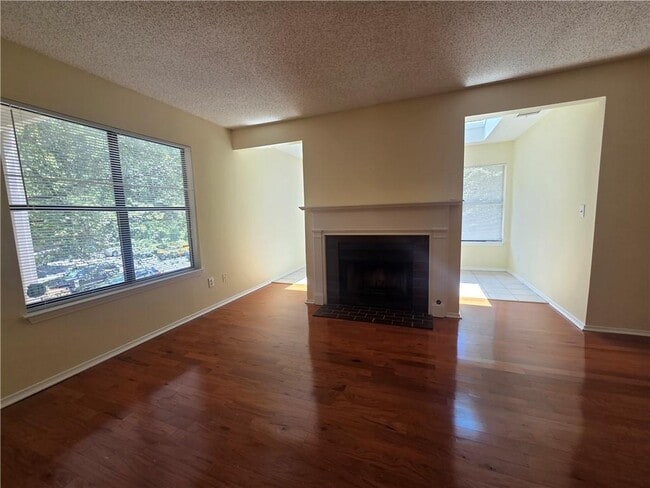Building Photo - 1204 Old Hammond Chase
