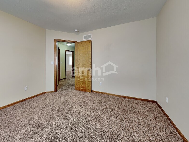 Building Photo - 166 Stewart Way