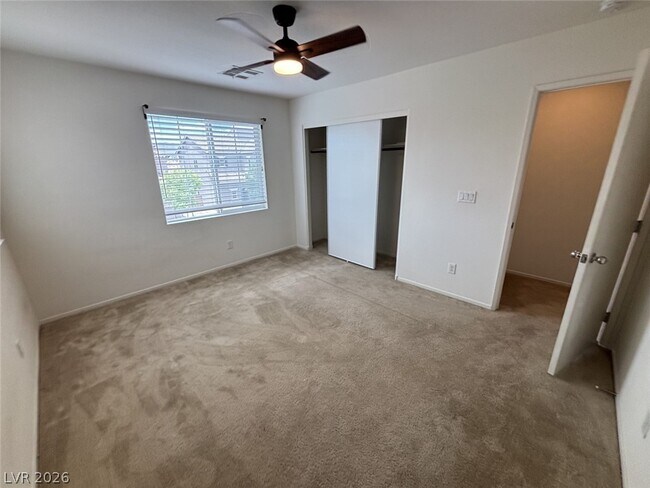 Building Photo - 5582 Sancho Throne Rd