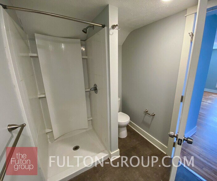 Building Photo - 36 Dwight Ave SE