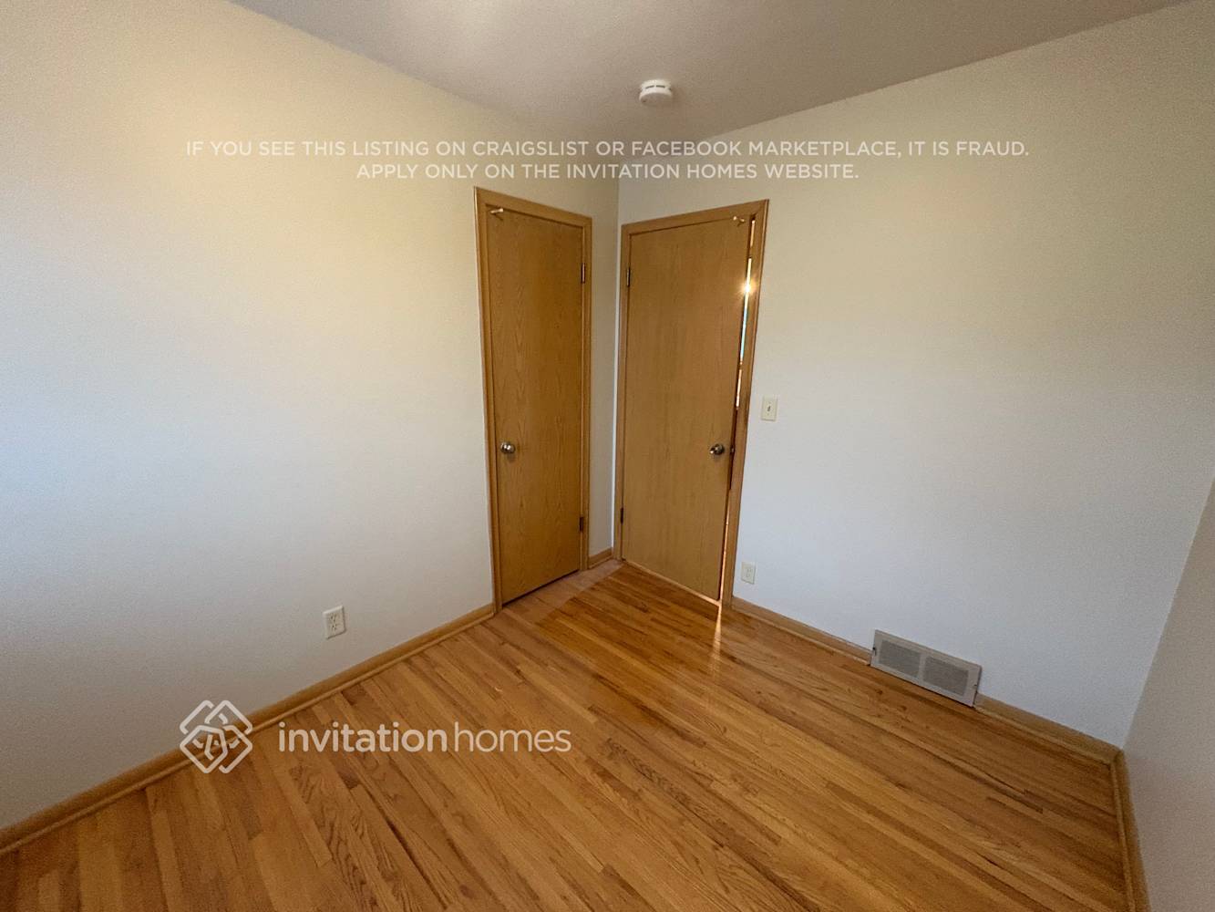 Building Photo - 4240 6th St NE