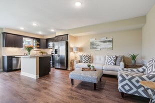 Building Photo - 3 NE 93rd St