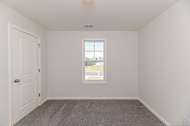 Building Photo - 87 Onslow Ct