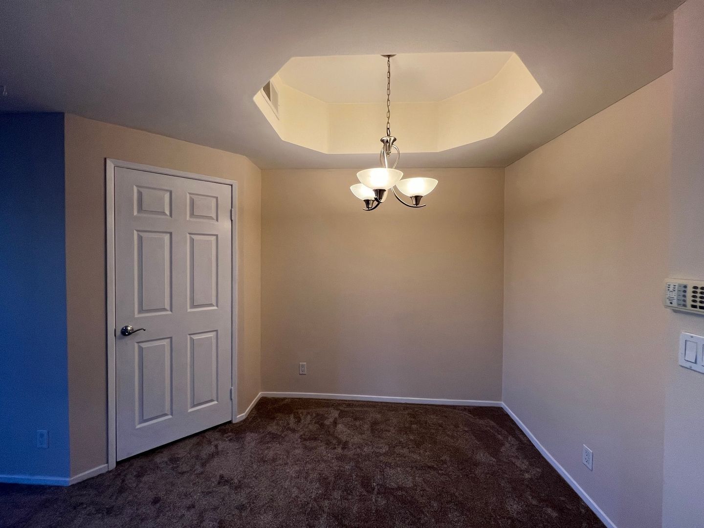 Building Photo - 620 S Gramercy Pl