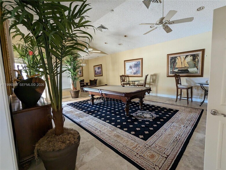 Building Photo - 3430 Pinewalk Dr N