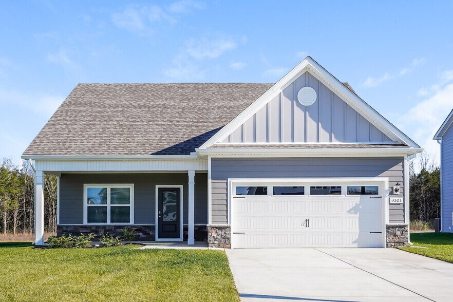 Primary Photo - 3521 Quintana Dr