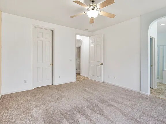 Building Photo - 4530 Bollenbacher Ave