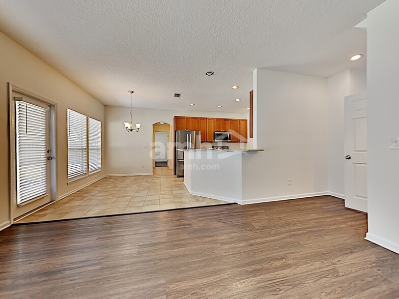 Building Photo - 1510 Timber Trace Dr