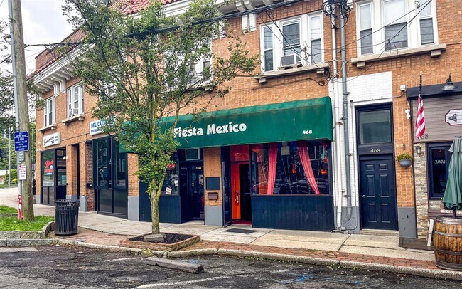 Building Photo - 475 Ashford Ave
