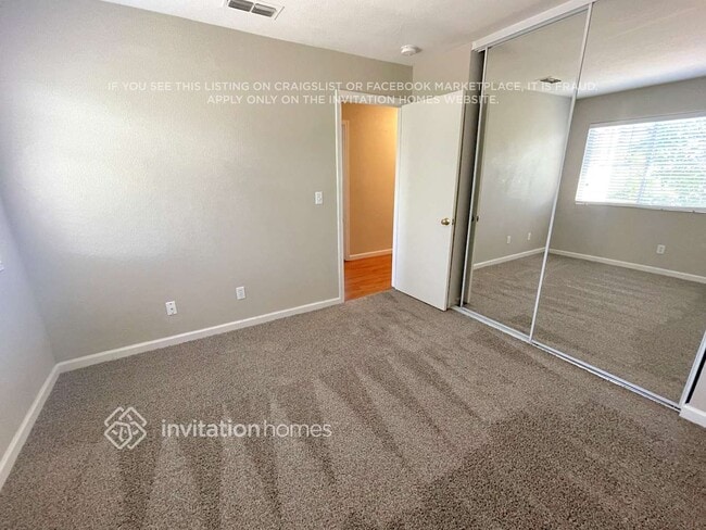 Building Photo - 4720 Canyon Hills Dr