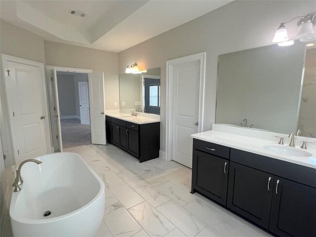 Building Photo - 8025 Kelsey Pl