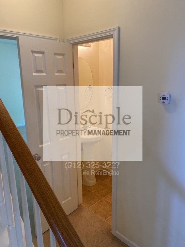 Building Photo - 169 Regency Cir