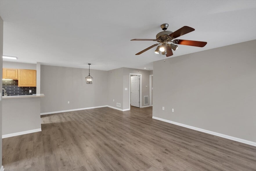 Building Photo - 6403 Shelton Cir
