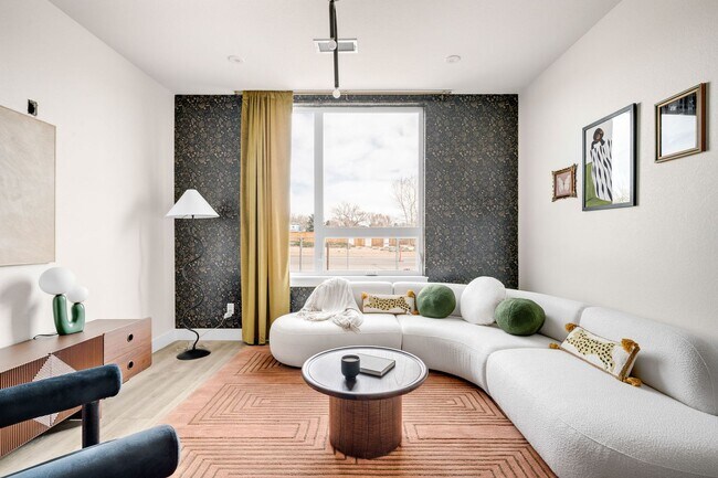 Building Photo - Brand New 3 Bed 2.5 Bath Townhome in Westminster-Available NOW!