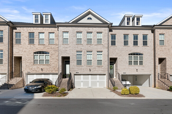 Primary Photo - 7906 Laurel Crest Dr