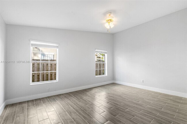 Building Photo - 21343 SW 94th Ct