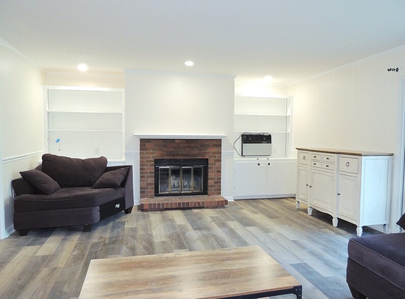 Building Photo - 2811 Birdseye Ln