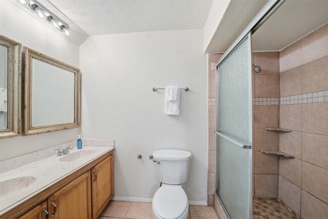 Building Photo - 16722 Moary Firth Dr