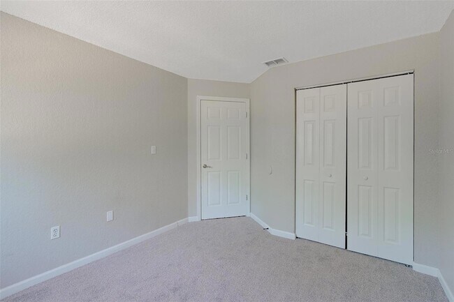 Building Photo - 12293 Sailwinds Dr