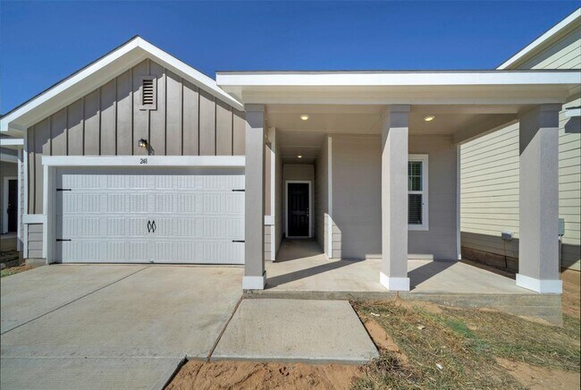 Building Photo - 248 Wren Ln