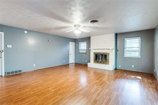 Building Photo - 1703 Raydon Dr