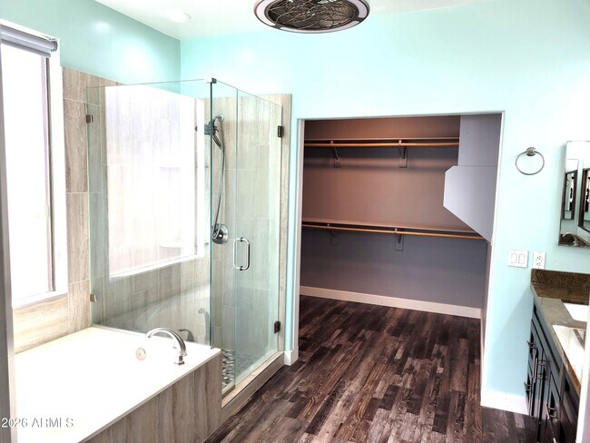 Building Photo - 4058 E Aspen Way